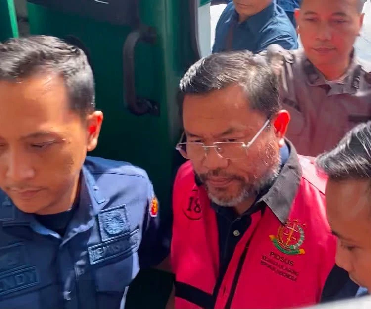 Hadiri Pemeriksaan Kejagung dalam Korupsi MBG, Sony Sonjaya Bungkam