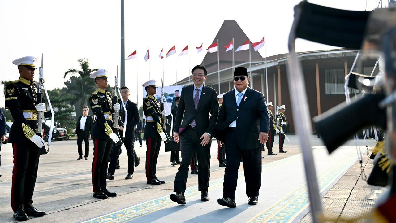 Prabowo dan Lawrence Wong Sepakat Selat Malaka Terbuka untuk Semua