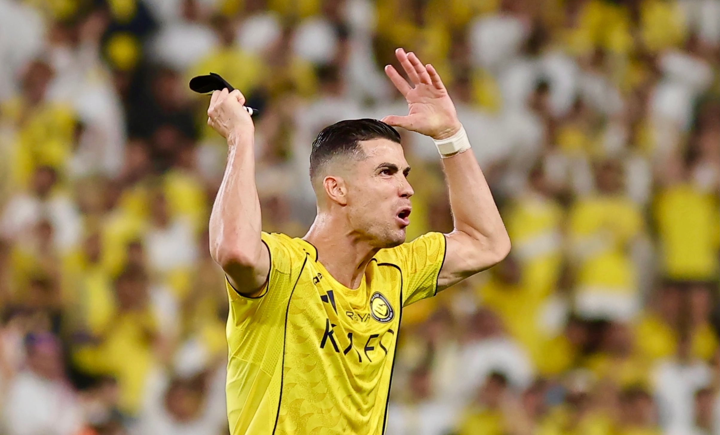 Al Nassr Dikabarkan Cicil Gaji Ronaldo Imbas Krisis Keuangan