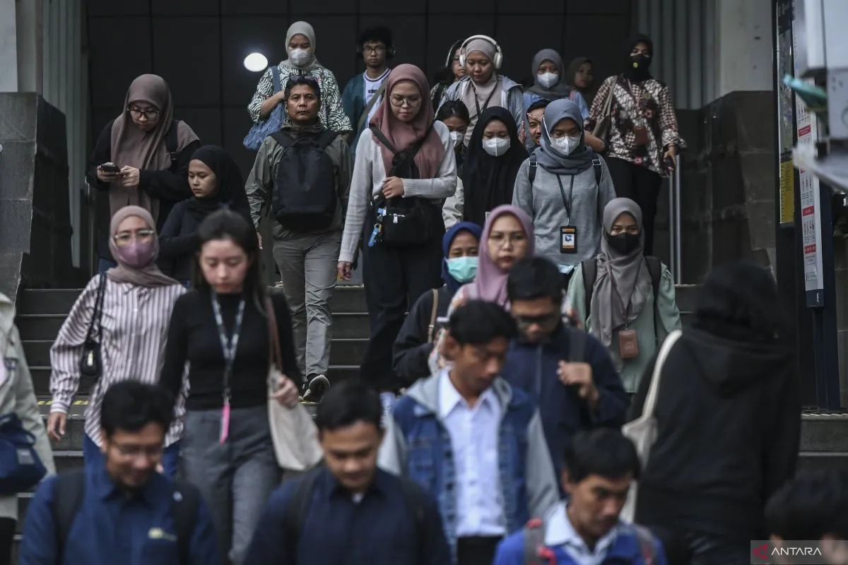 Perbedaan Gaji UMK dan UMR, Mana yang Lebih Tinggi dan Berlaku di Daerahmu?