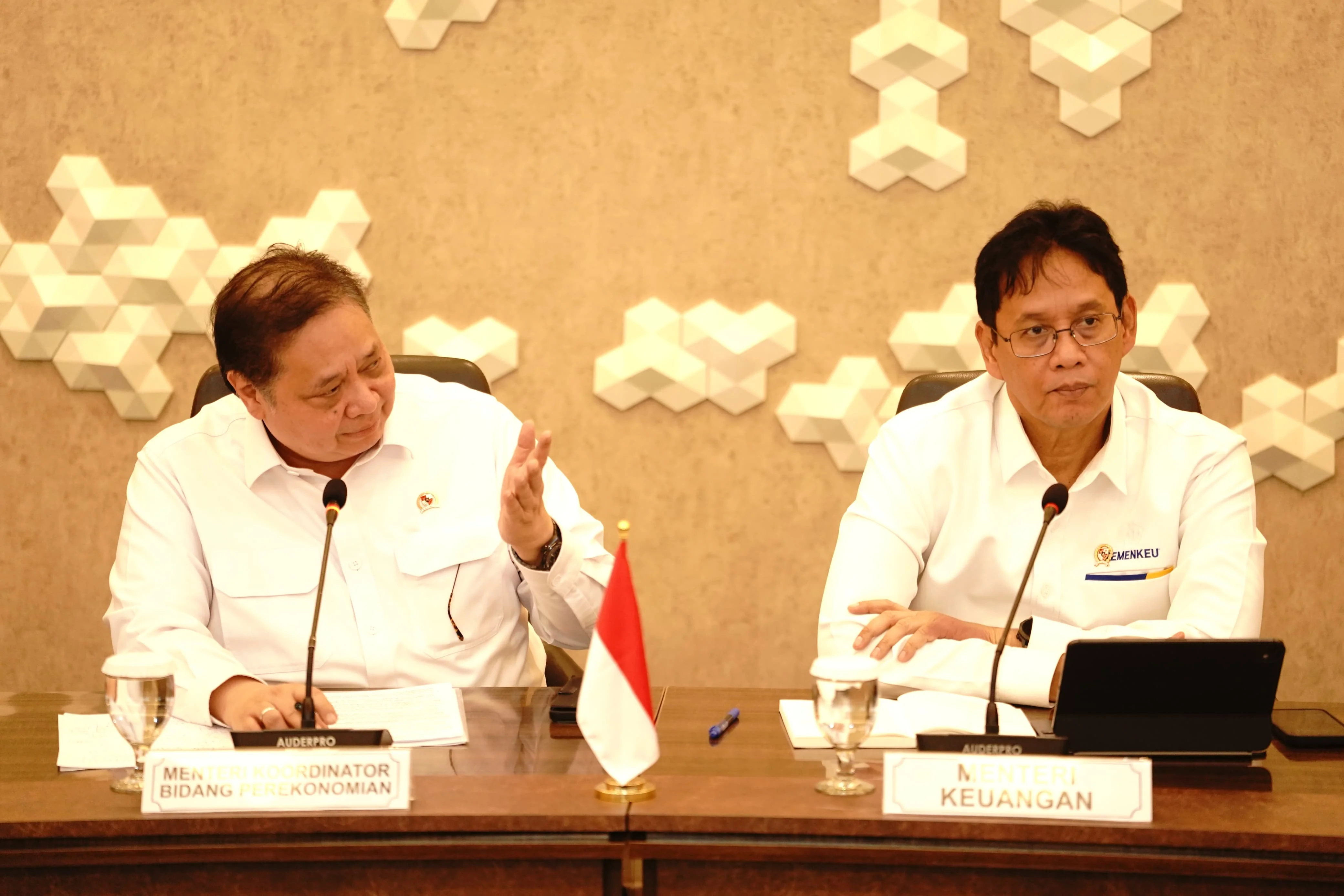 BBM Subsidi Tak Naik Asal Harga Minyak Rata-rata di Bawah US$97 per Barel