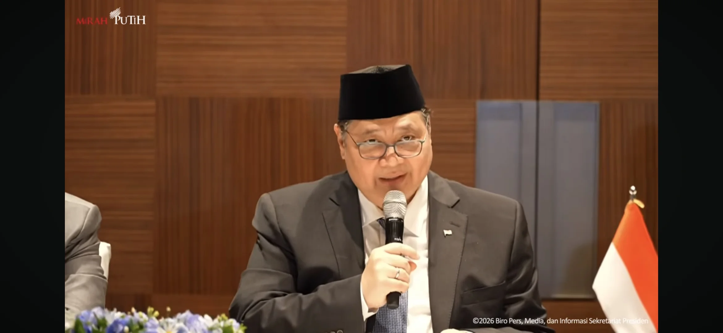 Pemerintah Resmi Berlakukan WFH ASN Tiap Jumat