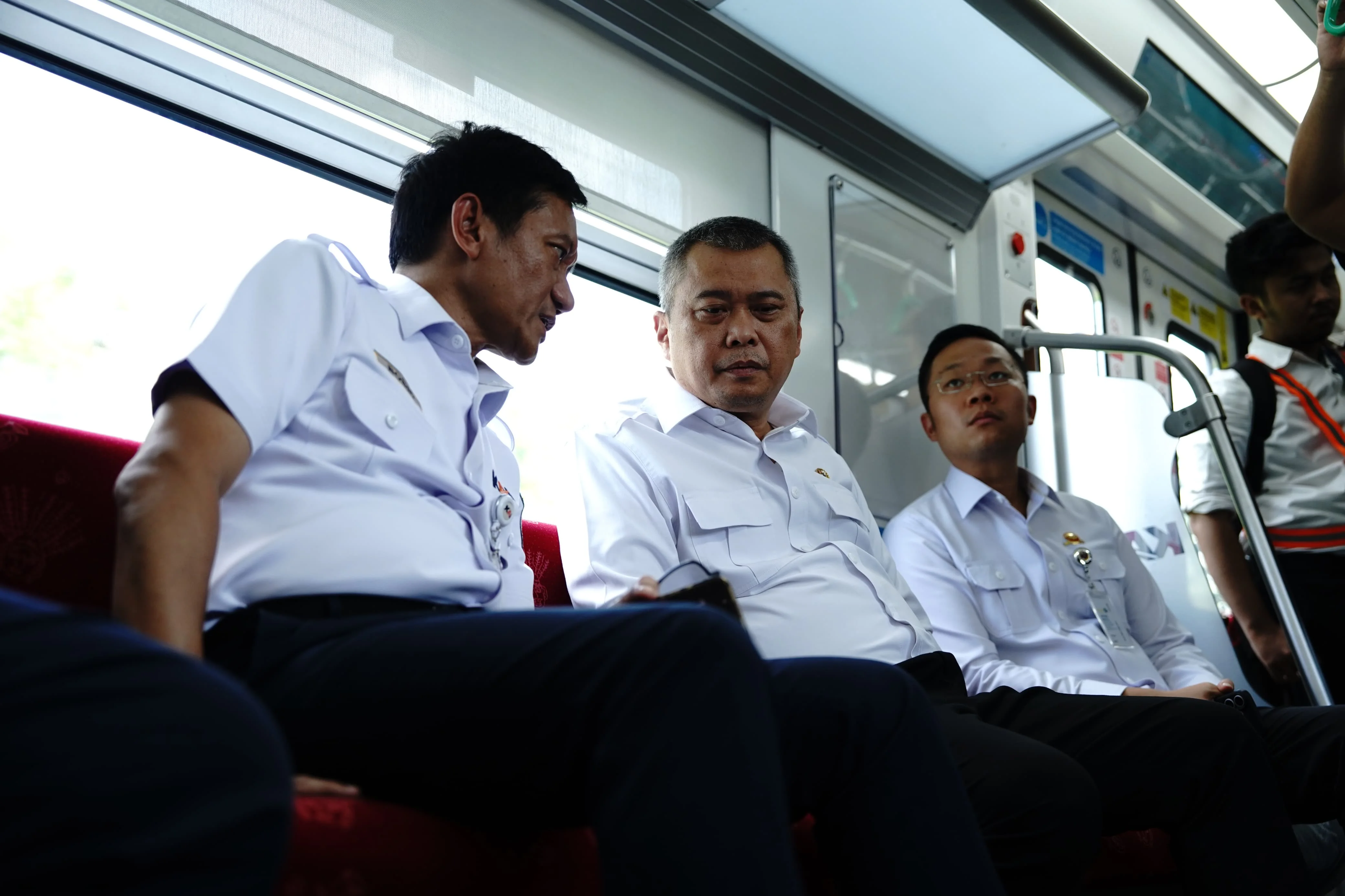 Bahayakan Keselamatan Publik, Menhub Larang Warga Bangun Perlintasan Kereta Liar