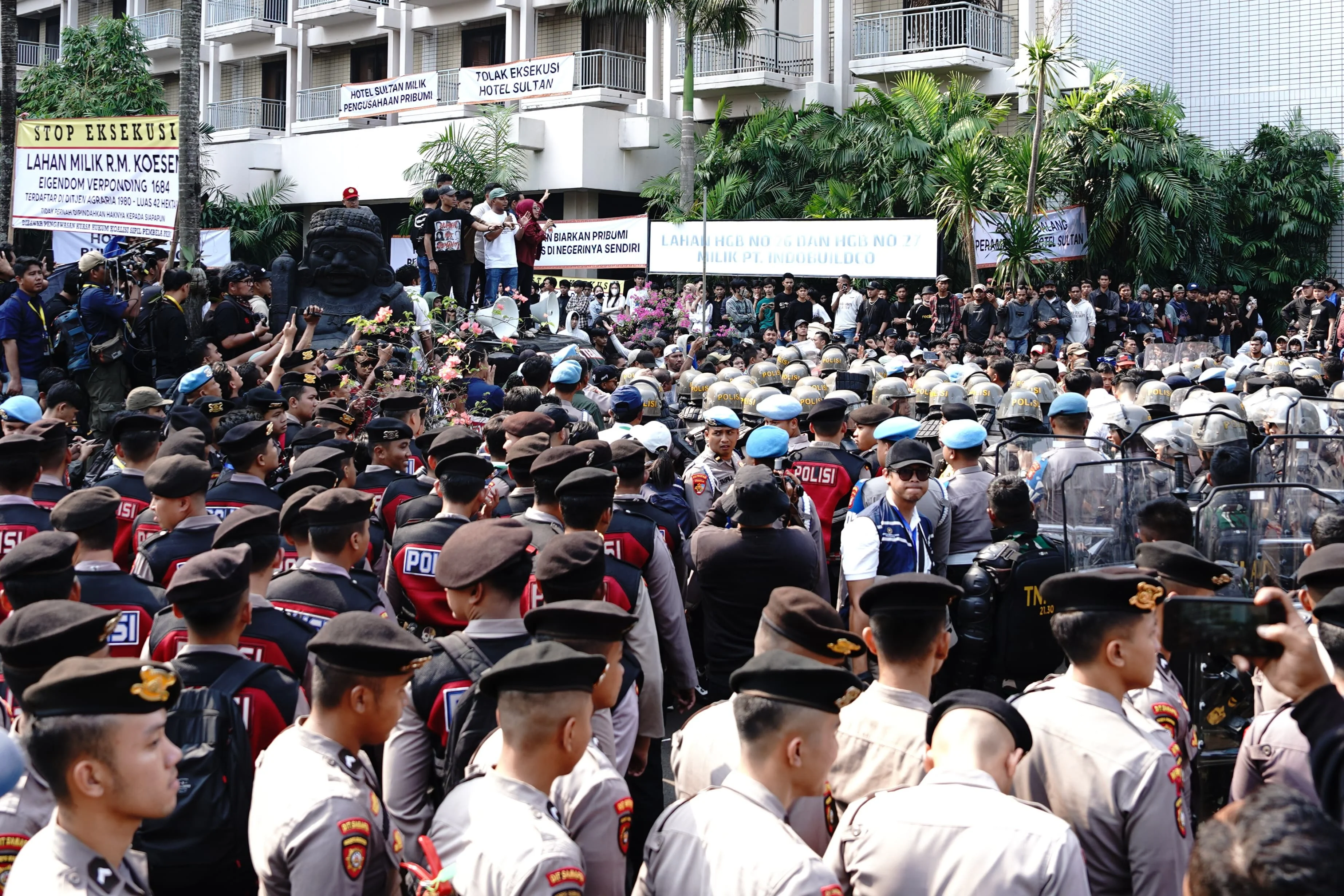 PN Jakpus Eksekusi Lahan Hotel Sultan, Aset Rp28,9 Triliun Resmi Dikembalikan ke Setneg