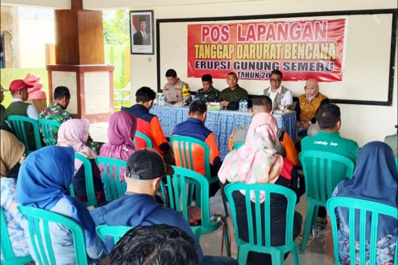 BNPB: Erupsi Semeru Bukan Tontonan, Jauhi Zona Merah