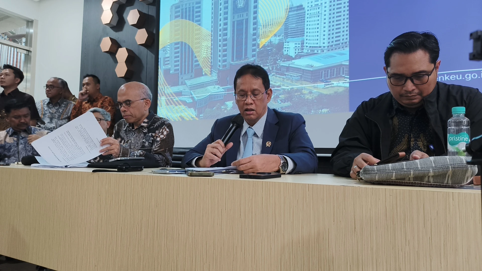 Purbaya Yakin Bunga Pasar Turun Usai Tambah Dana SAL Himbara