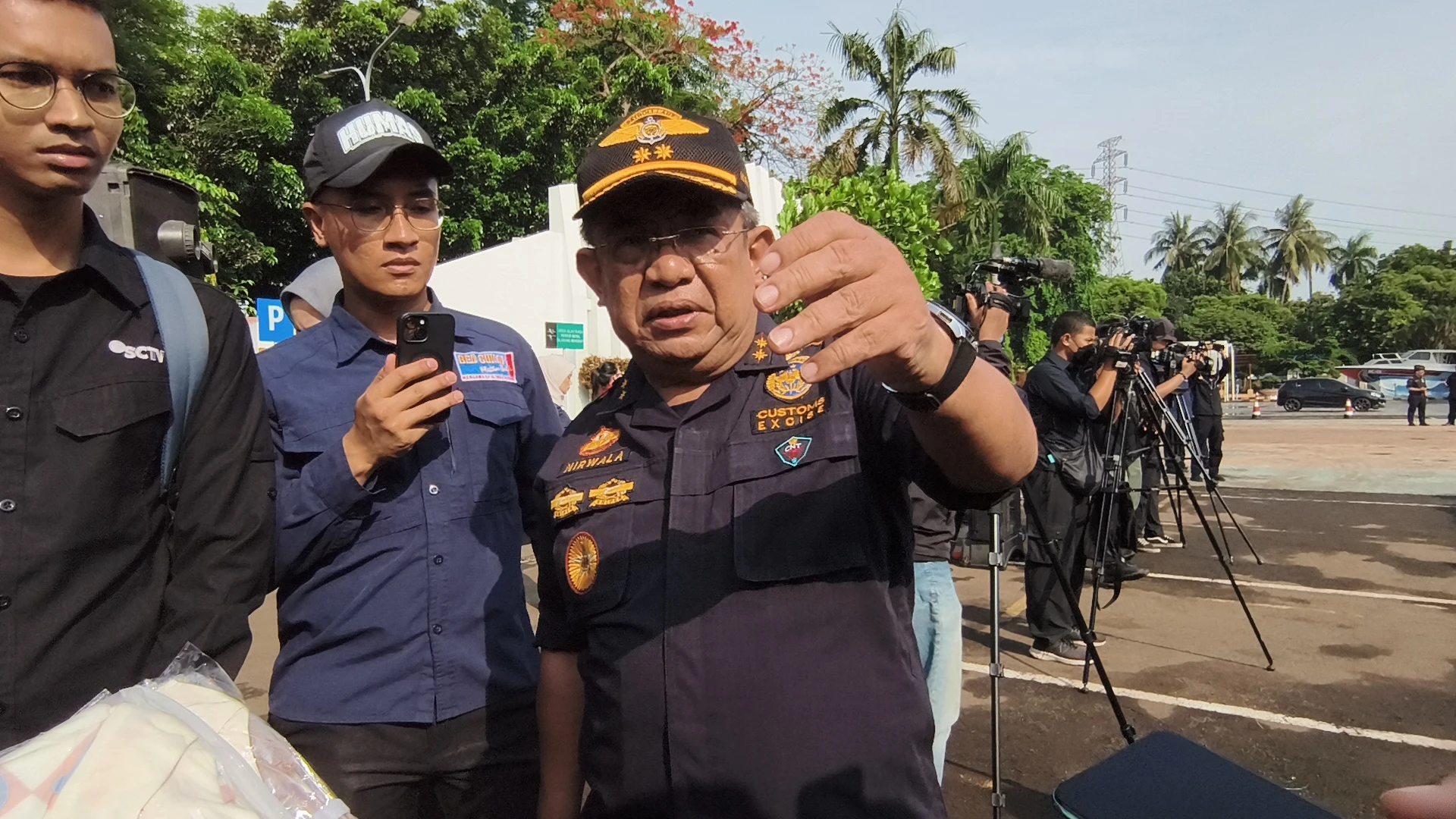 Bea Cukai Gagalkan Peredaran Garmen Ilegal, Barang Sitaan Berpotensi Disalurkan ke Korban Bencana