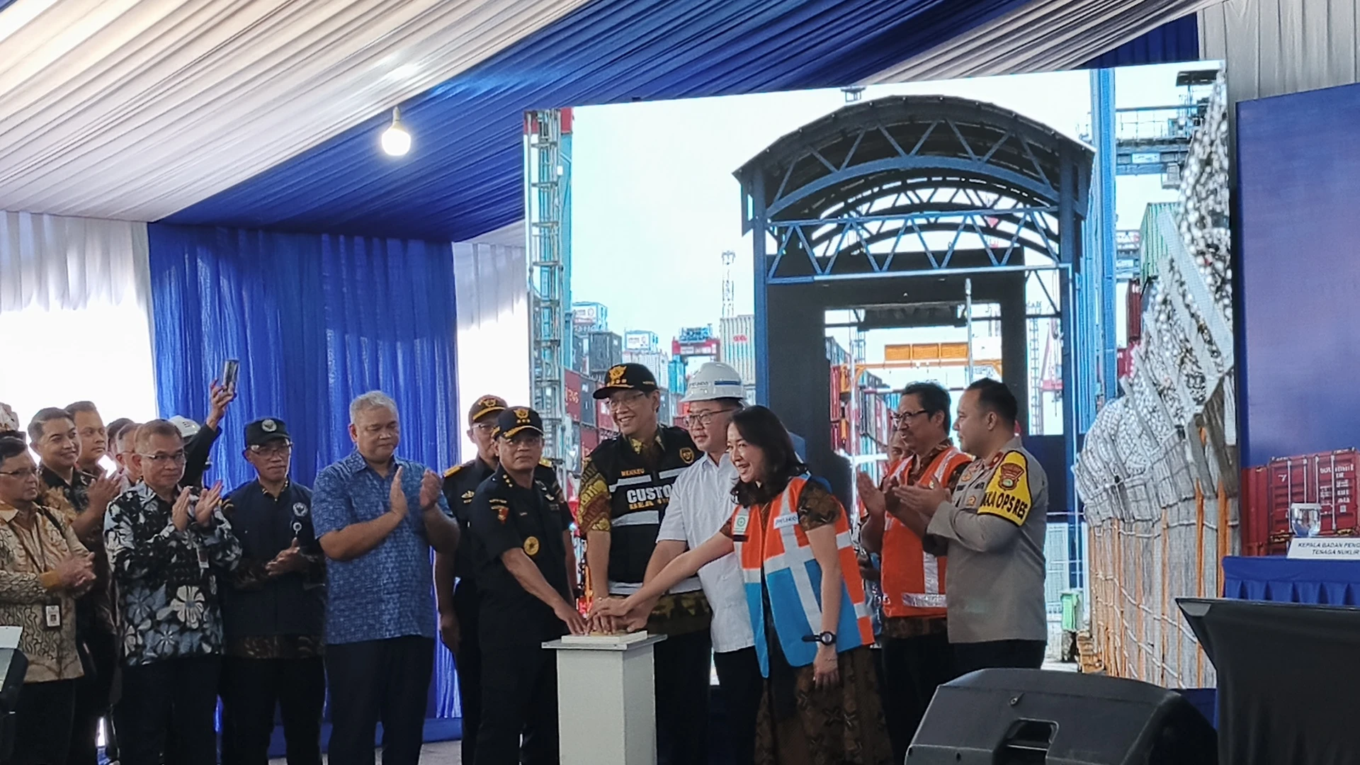 Usai Dipecut Purbaya, Bea Cukai Luncurkan Teknologi Pemindai Berbasis AI