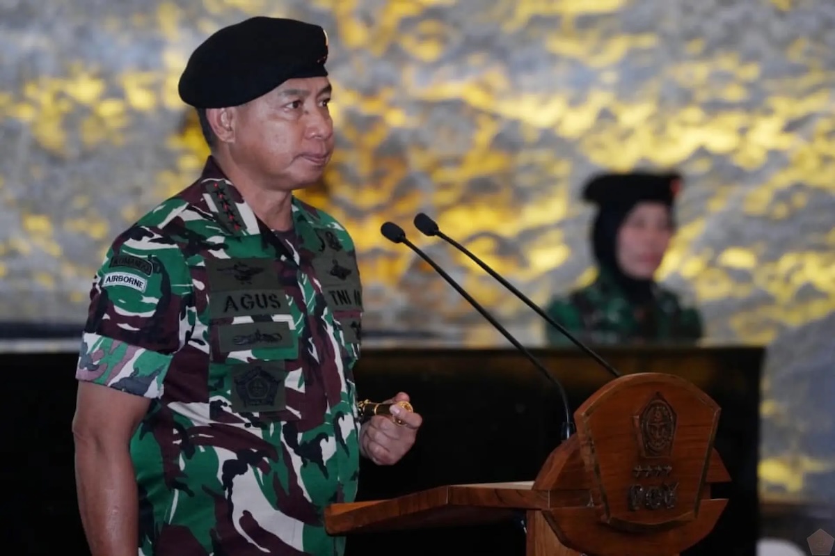 Gladi Bersih HUT TNI, Panglima Latih Prajurit Tatapan Tajam