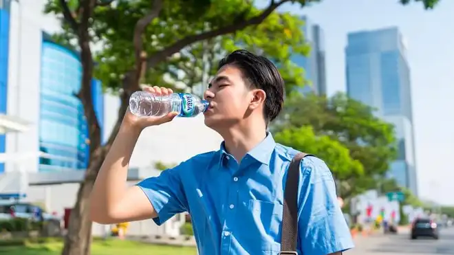 Aqua Tegaskan Sumber Air dari Akuifer Pegunungan Terlindungi