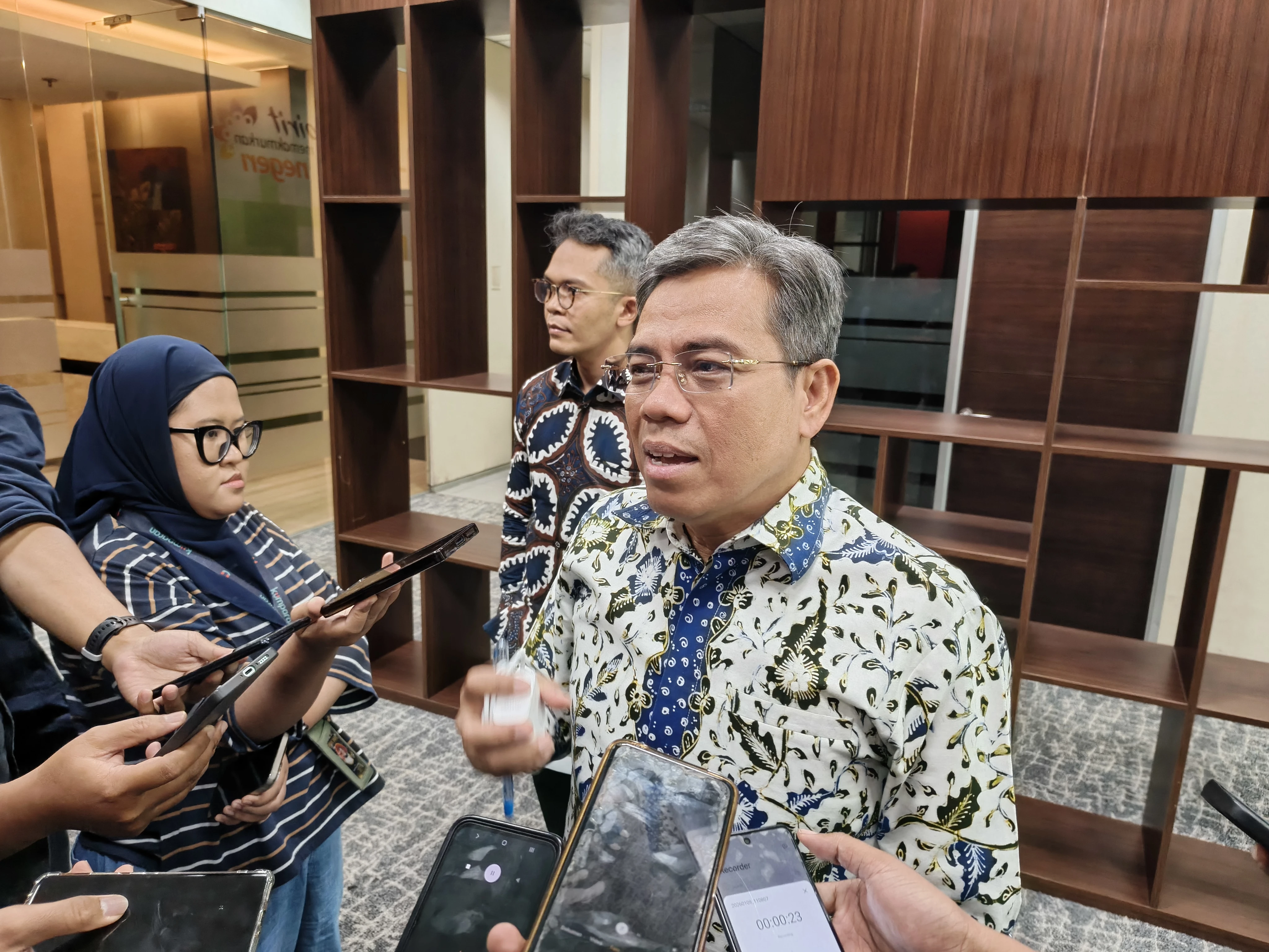 Defisit RI Hampir Sentuh 3%, BKPM: Investor Fokus Pasar dan Daya Saing