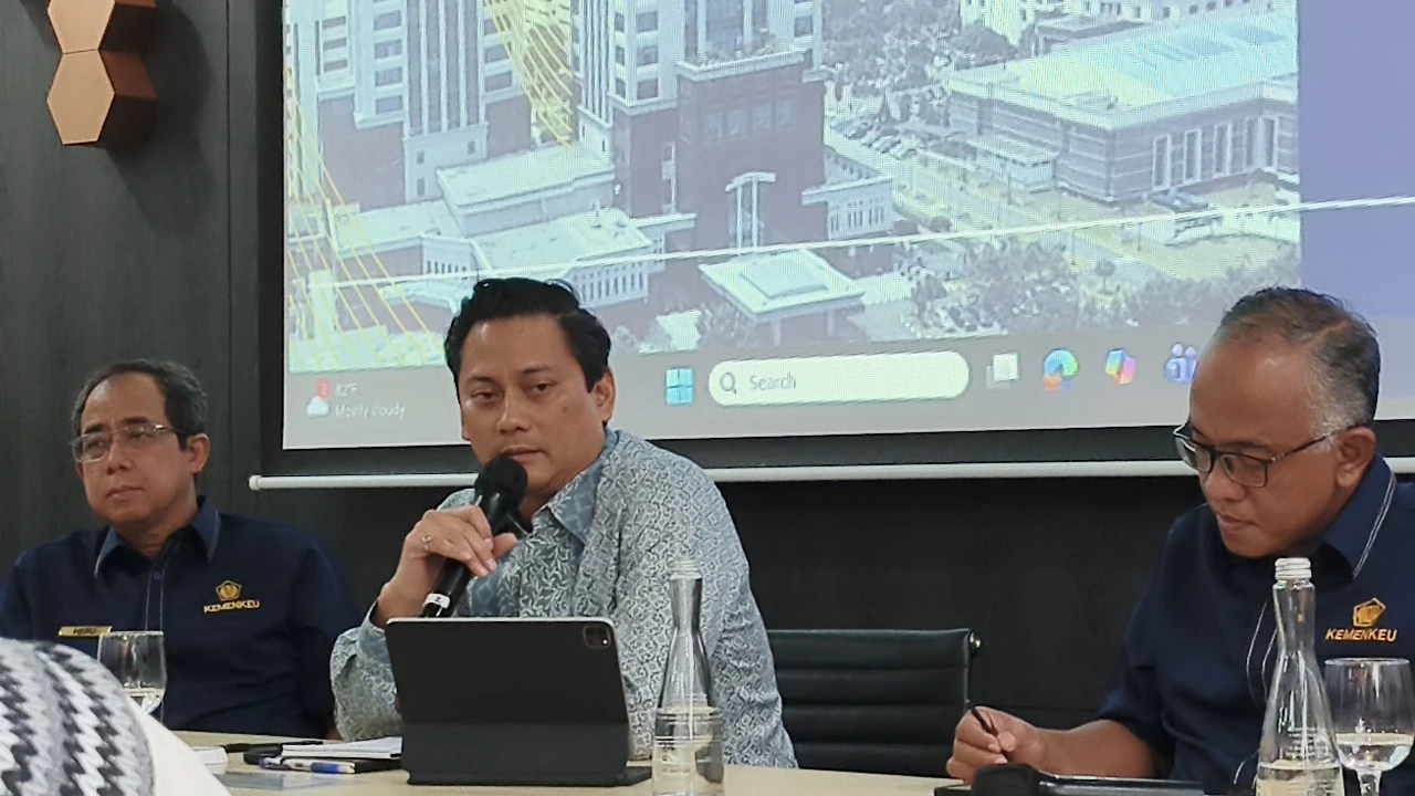 Thomas Djiwandono Nilai Burden Sharing Tak Lagi Relevan