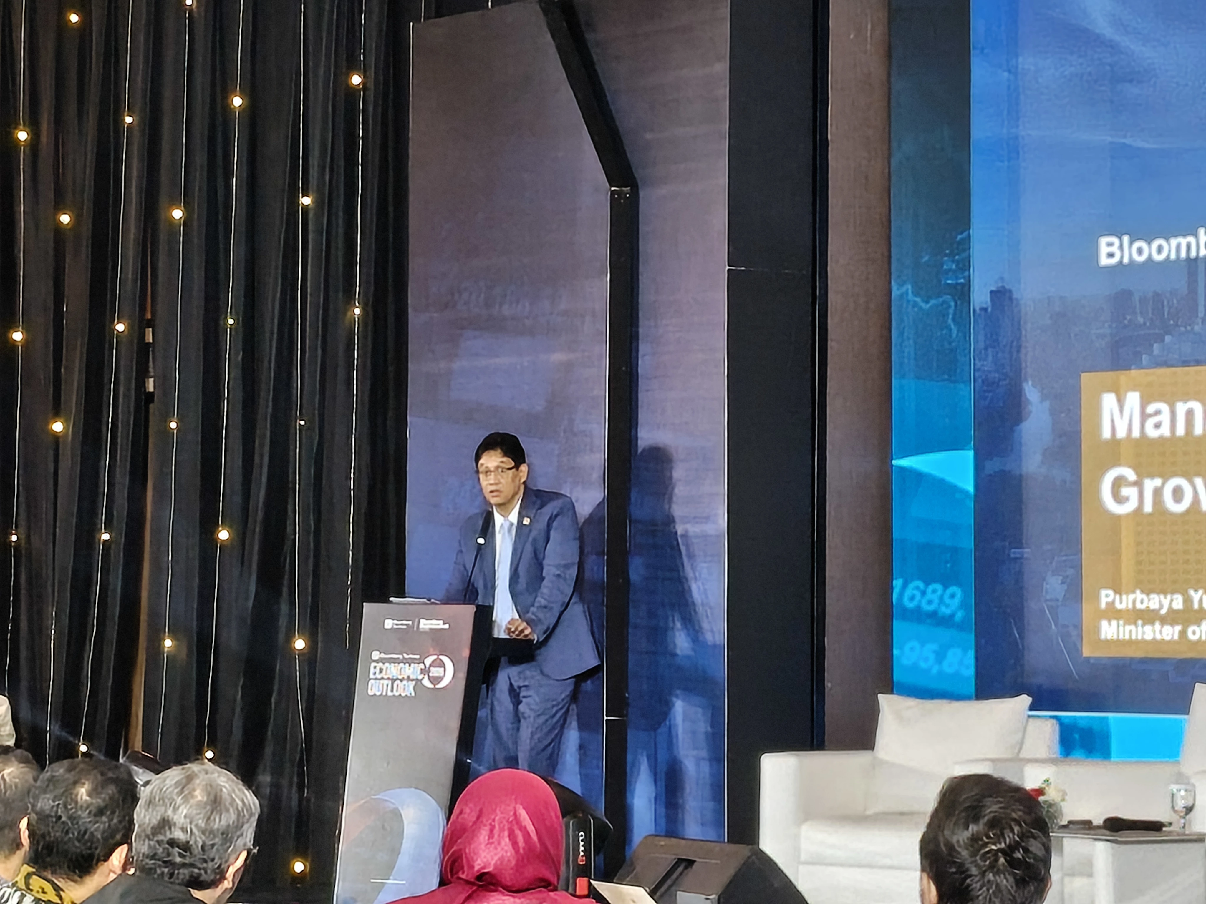 Ditekan Penerimaan dan Utang, Purbaya: Defisit Bisa Kita Kontrol