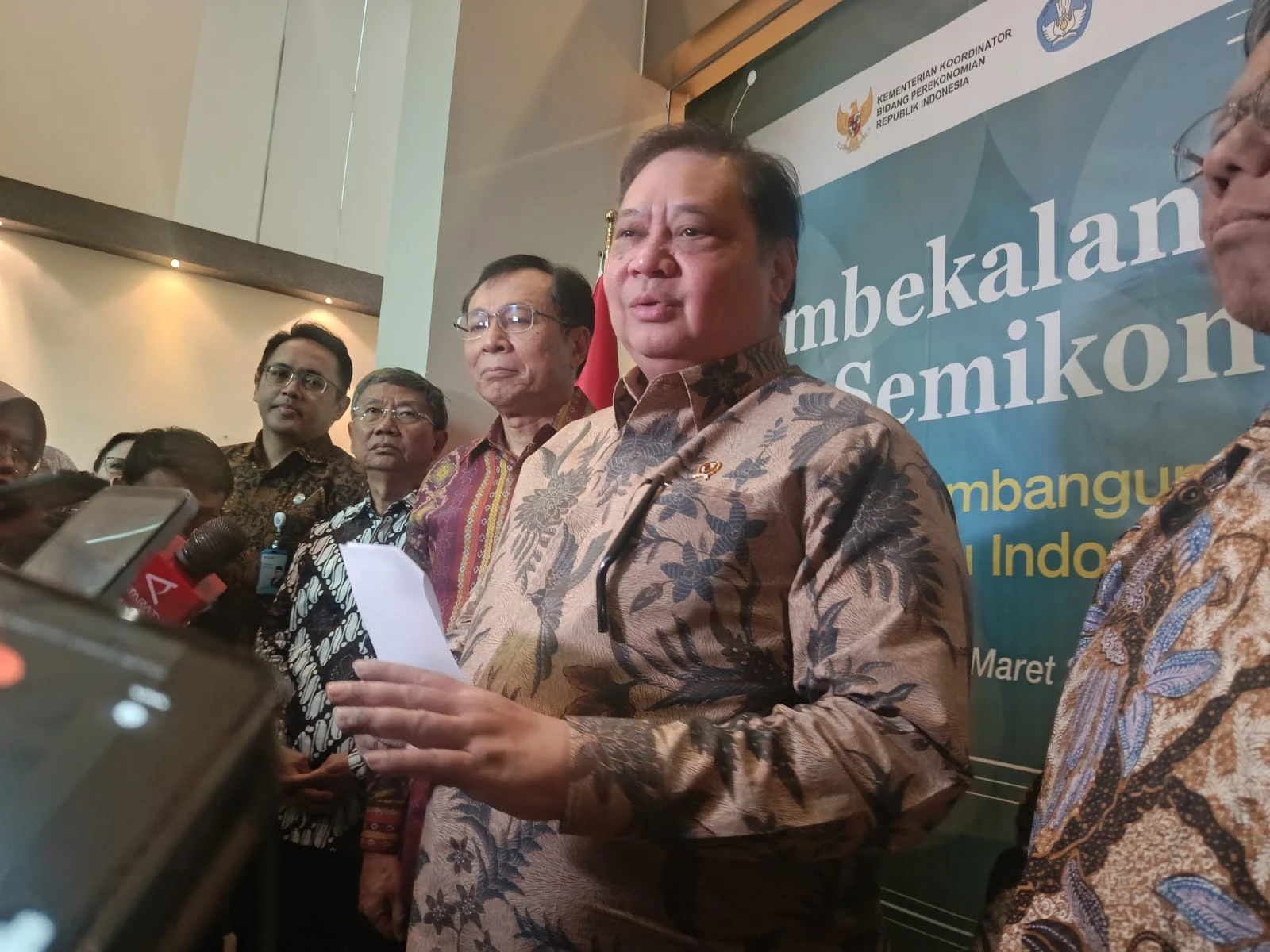 Fitch Ratings Turunkan Outlook RI, Airlangga Hartarto Fokus Perkuat Rasio Pajak