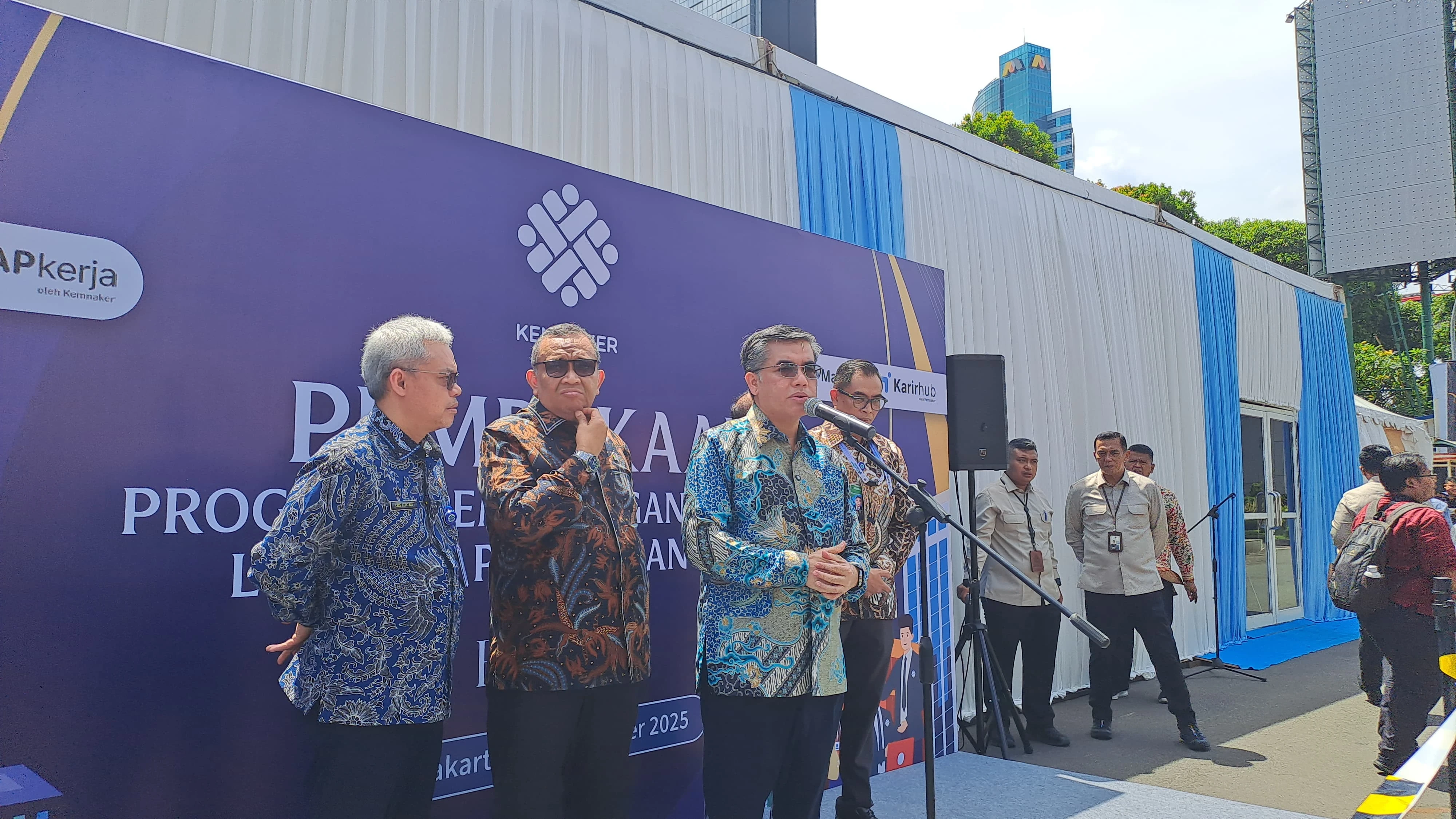 Kemnaker Pastikan PP UMP 2026 Terbit Sebelum Januari, KHL Jadi Fokus Utama