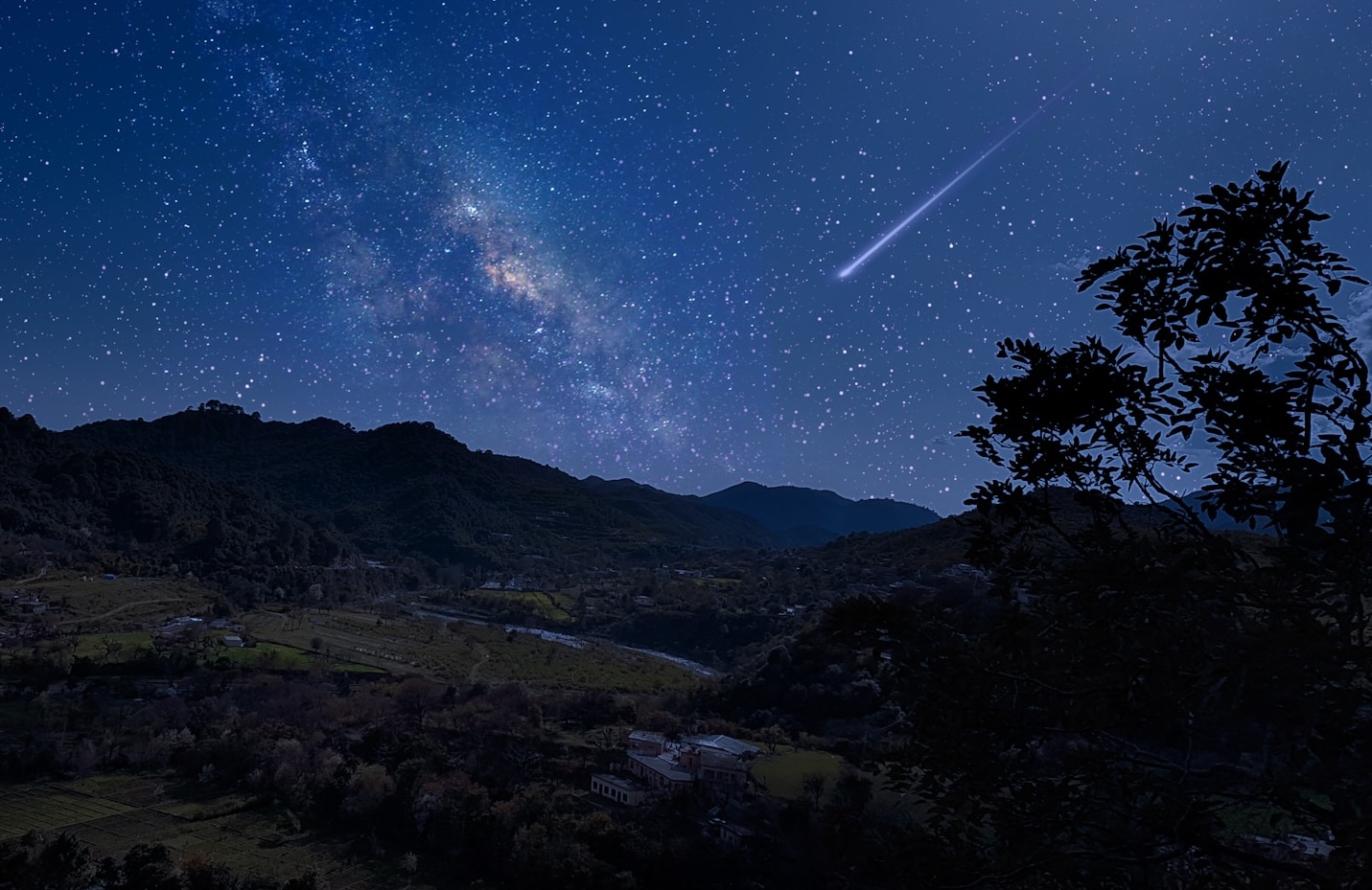 Perbedaan Meteor dan Meteorit, Memahami Benda Langit yang Jatuh ke Bumi