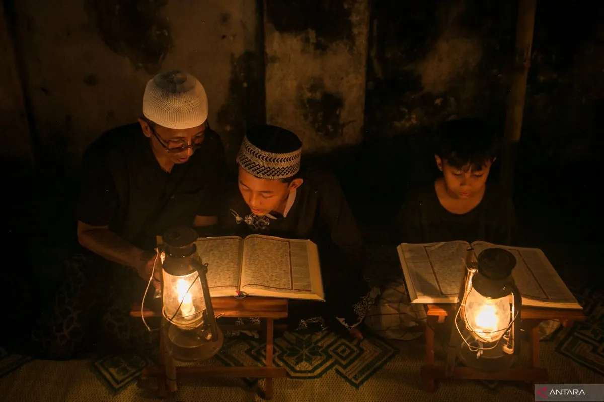 10 Keistimewaan Malam Lailatul Qadar, Pahalanya Lebih Baik dari 1.000 Bulan