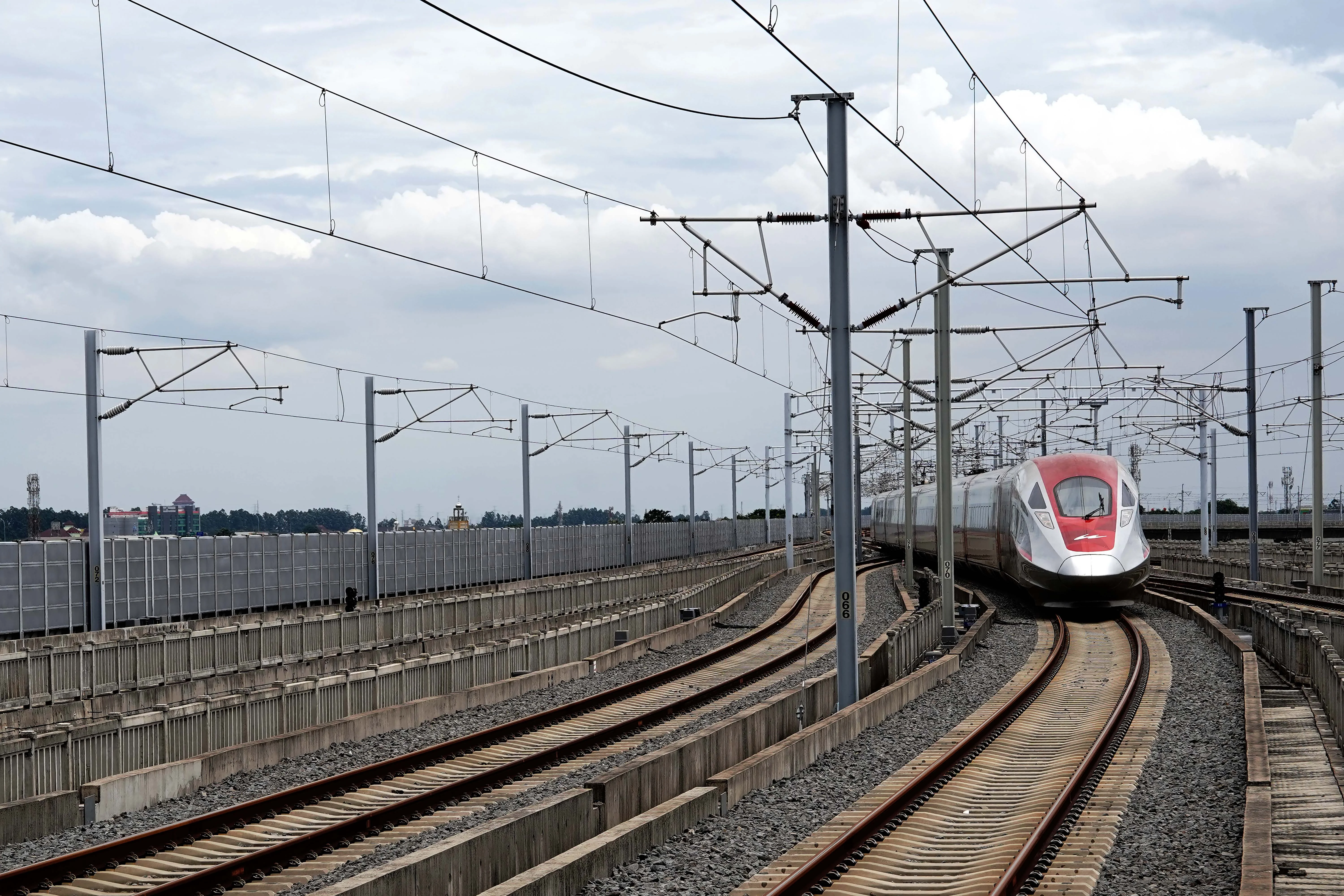 KCIC Catat Penjualan Tiket Whoosh Sepanjang Libur Isra Miraj Capai 70 Ribu Tiket