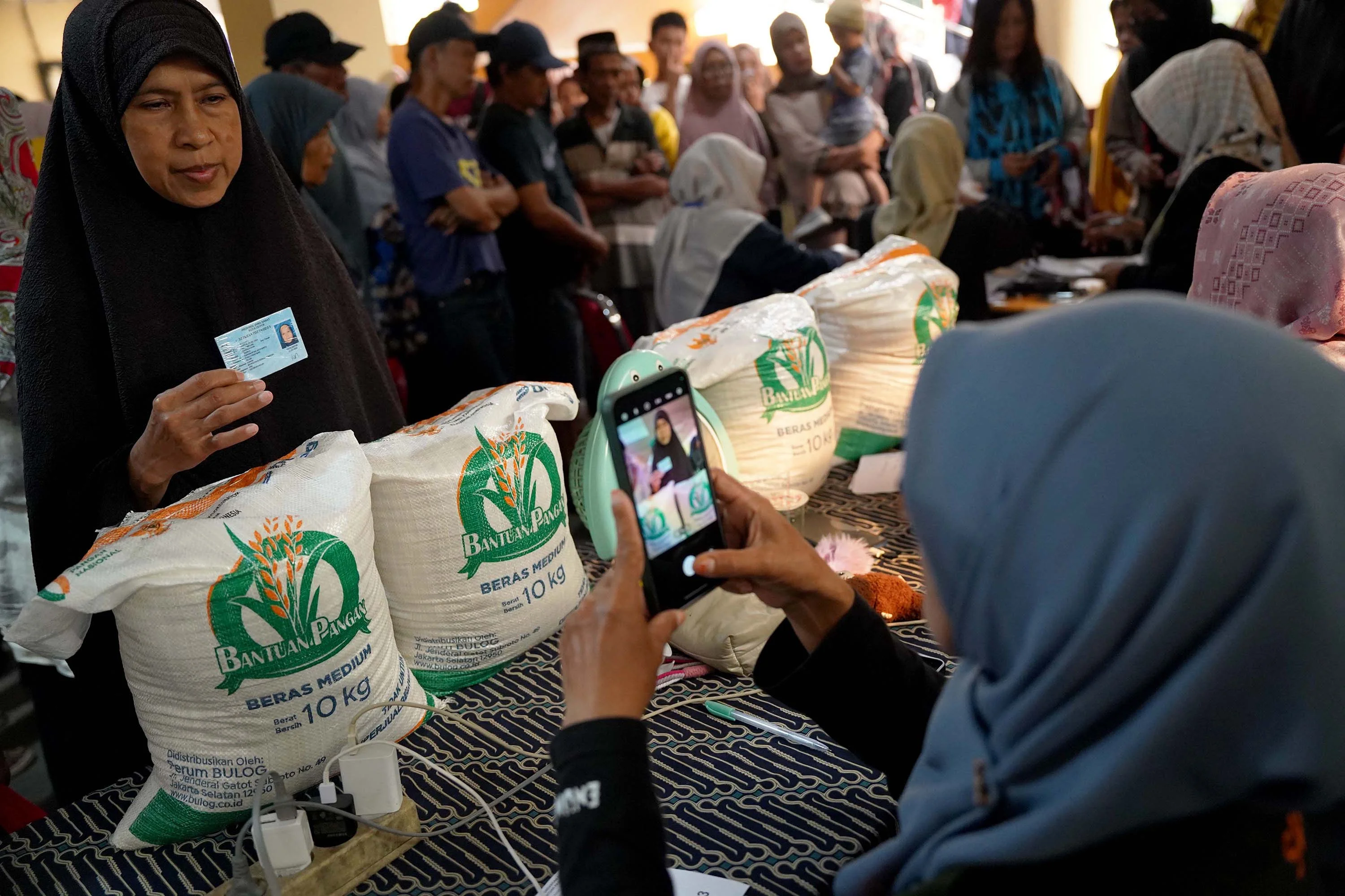 bantuan pangan non tunai, beras