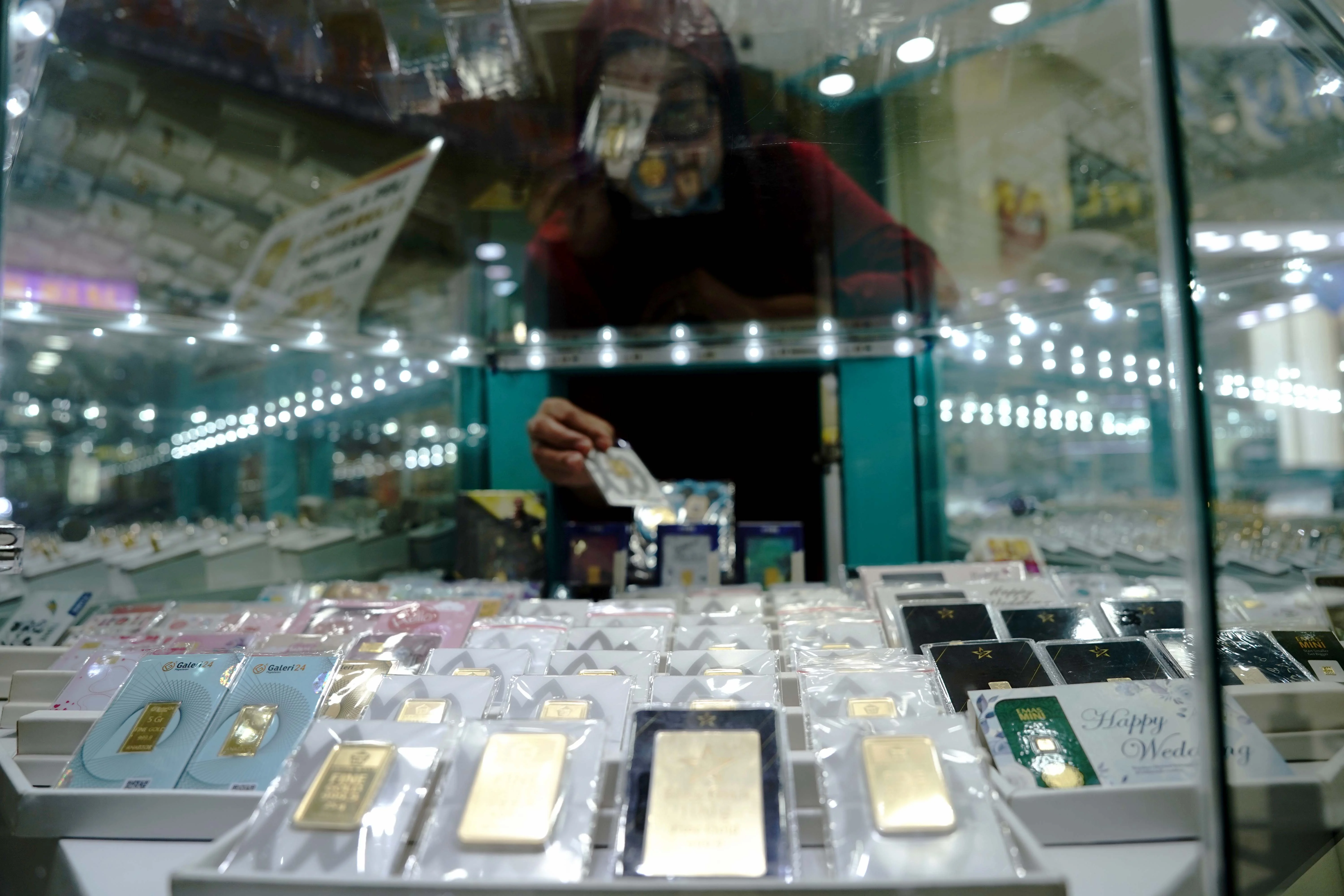 Harga emas 27 November 2025: Antam dan Galeri24 Alami Kenaikan, UBS Justru Turun