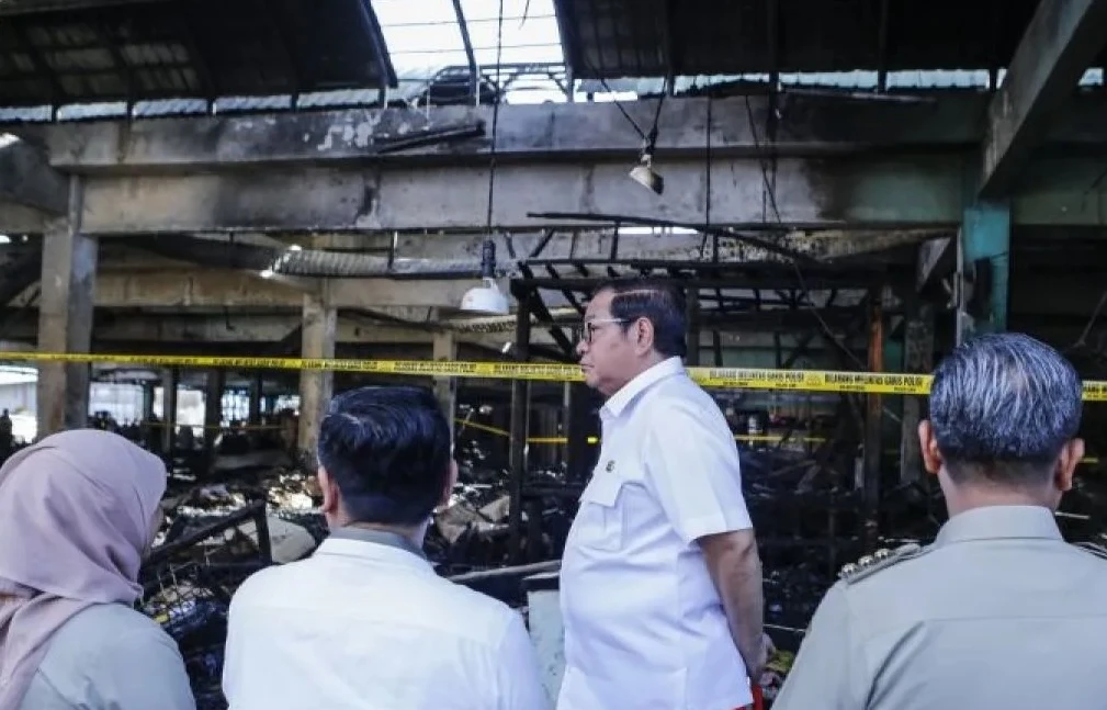 Gubernur Jakarta Berikan Asuransi untuk Pedagang Pasar Induk Kramat Jati