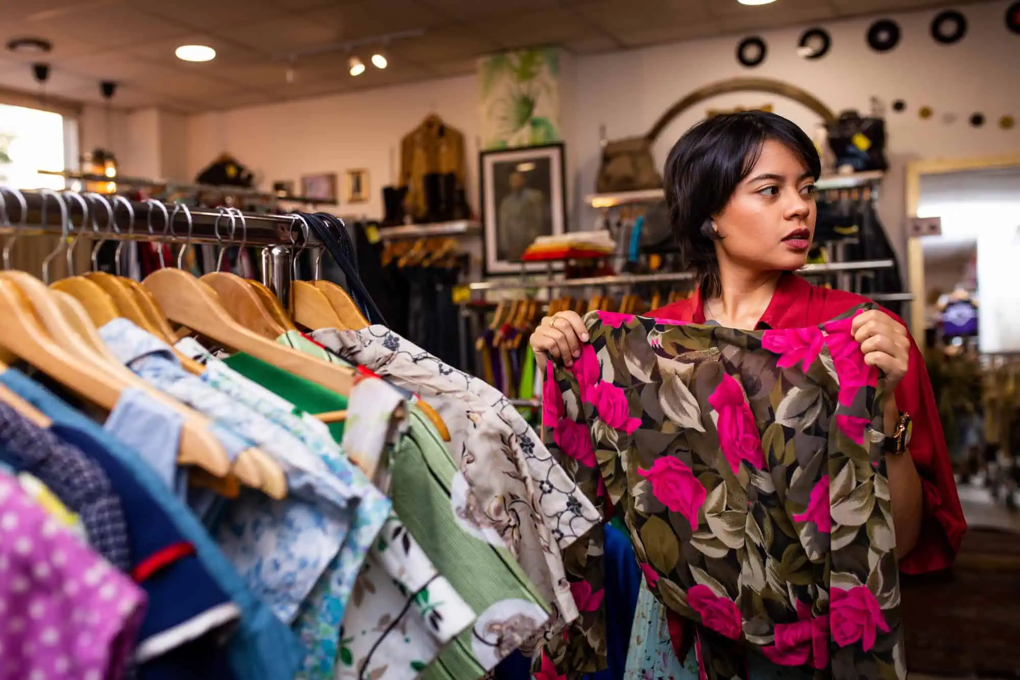 Jadi Tren Global, Ini 5 Fakta Mengejutkan Soal Budaya Thrifting