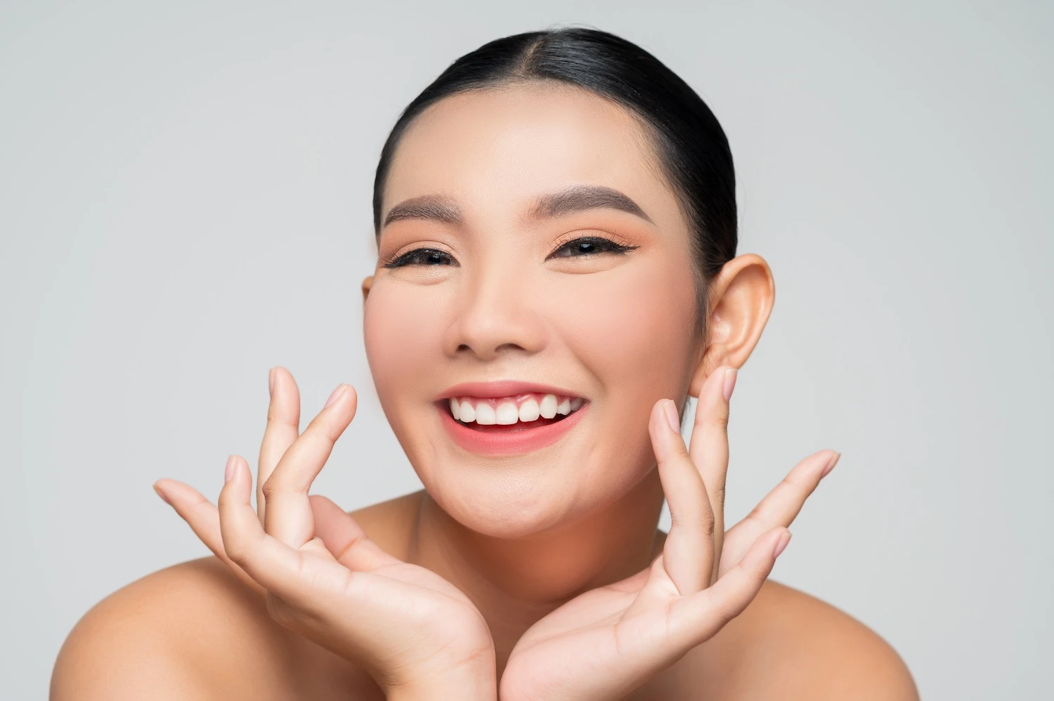 Ciri-Ciri Kulit Kombinasi yang Wajib Kamu Tahu, Biar Nggak Salah Pilih Skincare!