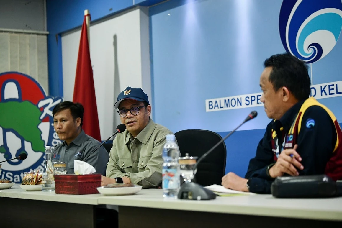 Telekomunikasi sumatra, aceh, kemkomdigi, BTS