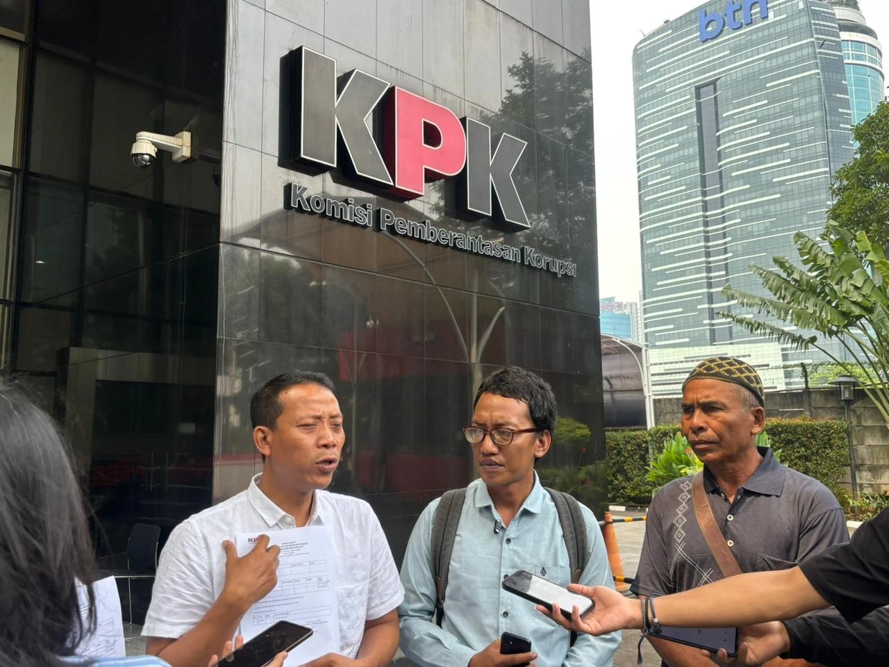 Dugaan Korupsi Relokasi Warga KEK Mandalika Rp19 Miliar Dilaporkan ke KPK