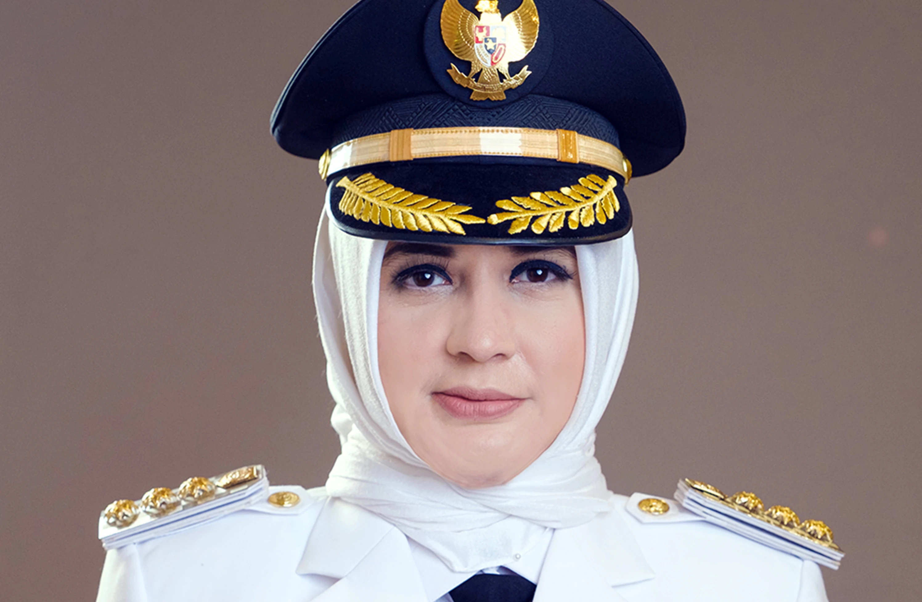 Profil Fadia Arafiq: Bupati Pekalongan Anak Legenda A. Rafiq yang Terjaring OTT KPK