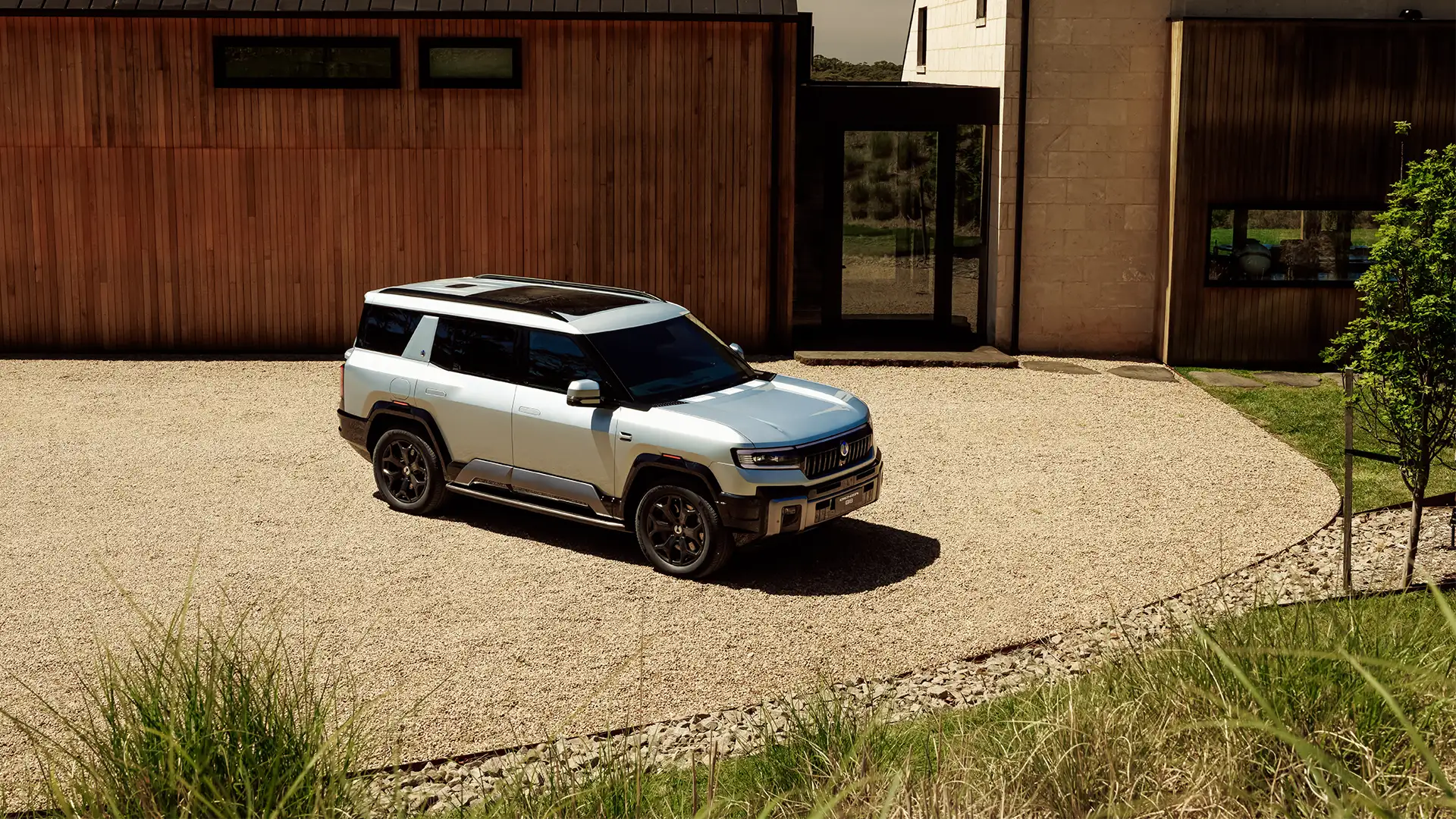 Denza B8 Resmi Siap Masuk Indonesia, Andalkan Teknologi PHEV dan Fitur Premium