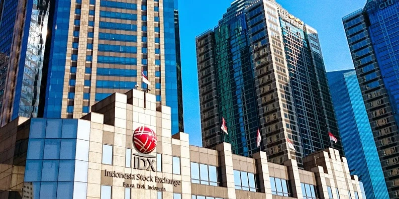 Luhut Dorong Anak Muda Isi Kursi OJK dan BEI, Ini Respons Pelaku Pasar