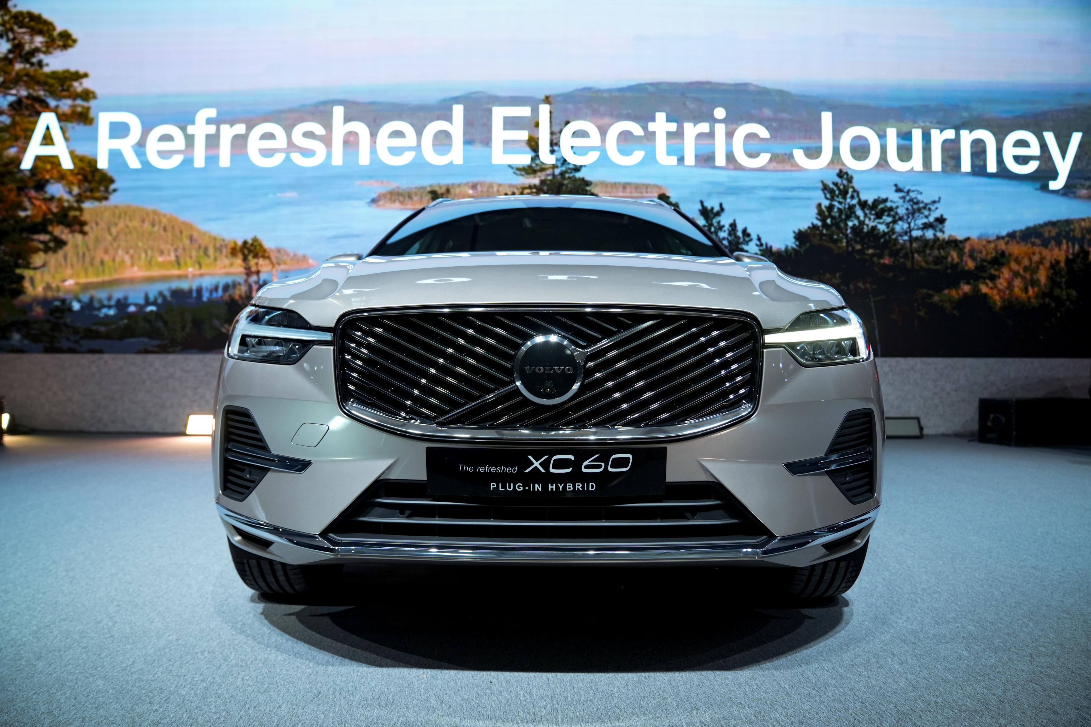 Volvo Komitmen Kendaraan Berkelanjutan Lewat XC60 dan XC90 Baru