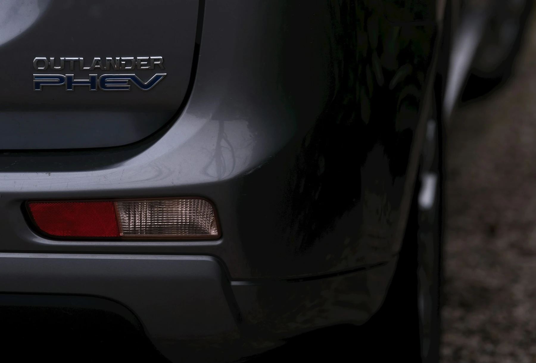 PHEV Ternyata Boros Emisi: Studi T&E Bongkar Fakta di Balik Klaim Produsen