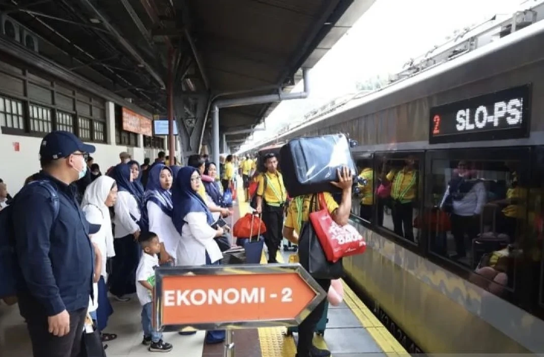 Kereta jarak jauh, KAI