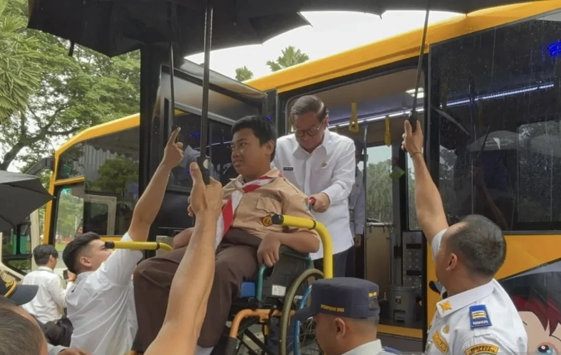 bus sekolah disabilitas