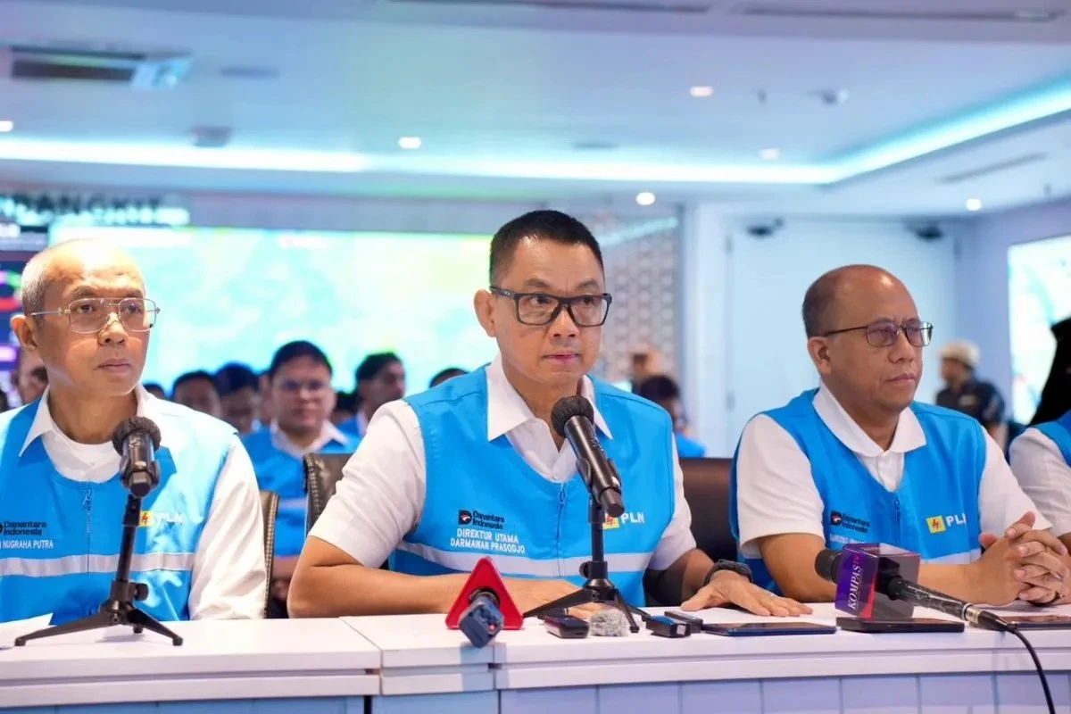 PLN: Blackout Sumatera Karena Cuaca Buruk Memicu Gangguan Sistem Transmisi