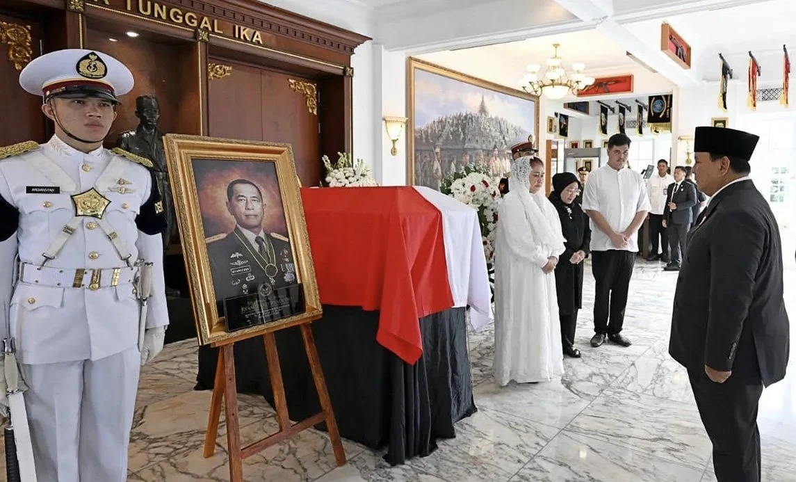 Prabowo Melayat Ryamizard Ryacudu, Negara Beri Penghormatan Militer di Kemhan