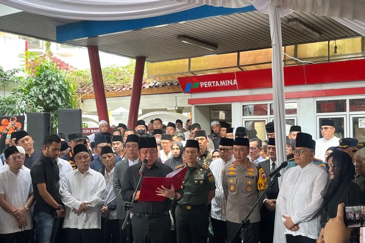 Upacara pelepasan jenazah Mantan Gubernur Sumsel Alex Noerdin