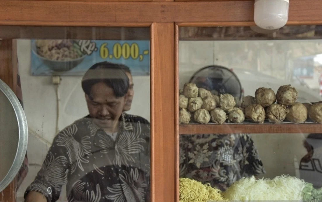 Pasokan Daging Seret, Pedagang Bakso Terancam Tutup