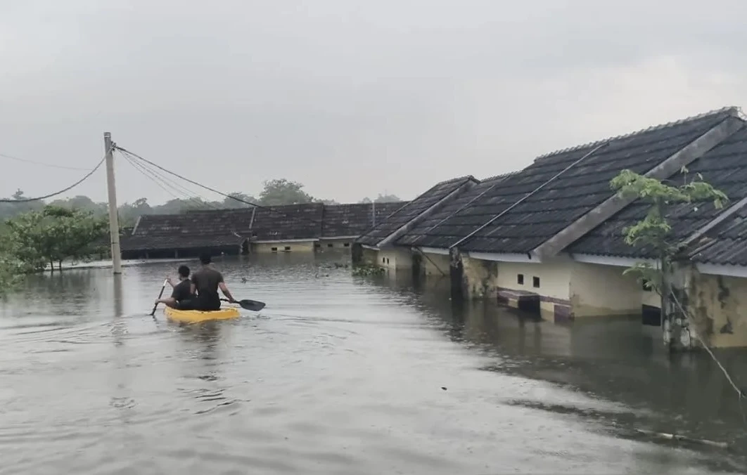 Banjir 4 Meter di Tangerang, 500 Jiwa Mengungsi