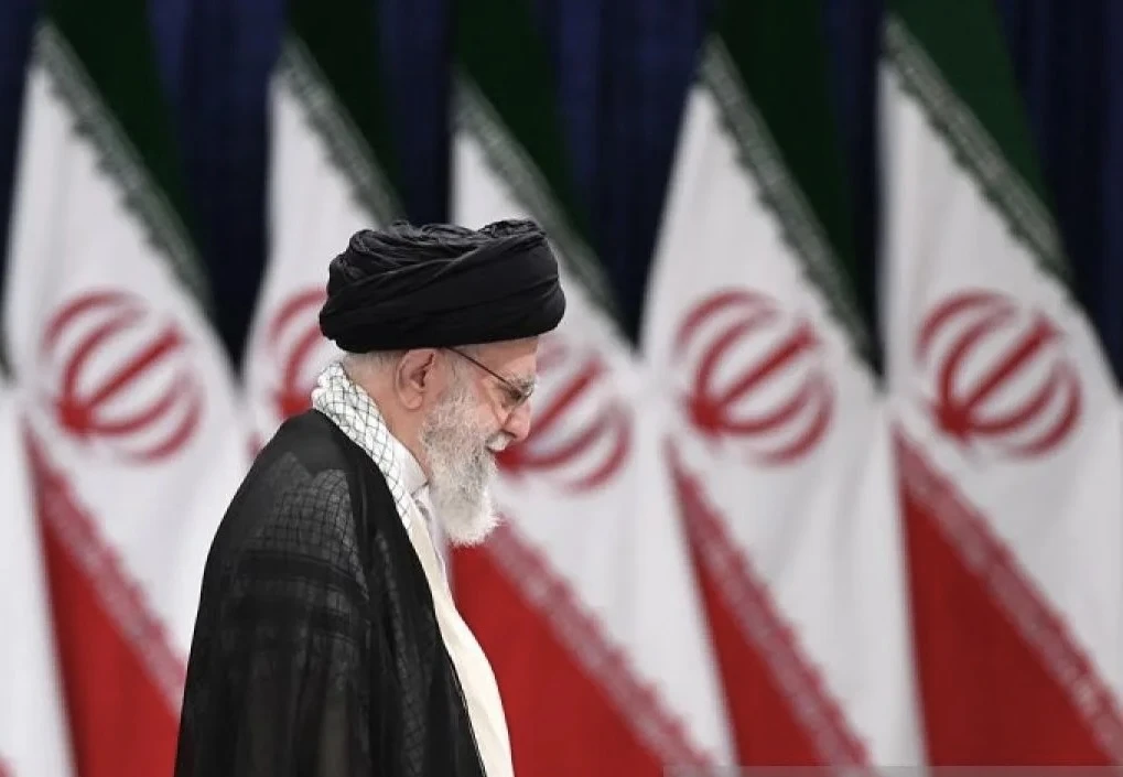 Sebelum Lancarkan Serangan, CIA - Mossad Sudah Pantau Pergerakan Pemimpin Iran Berbulan-Bulan