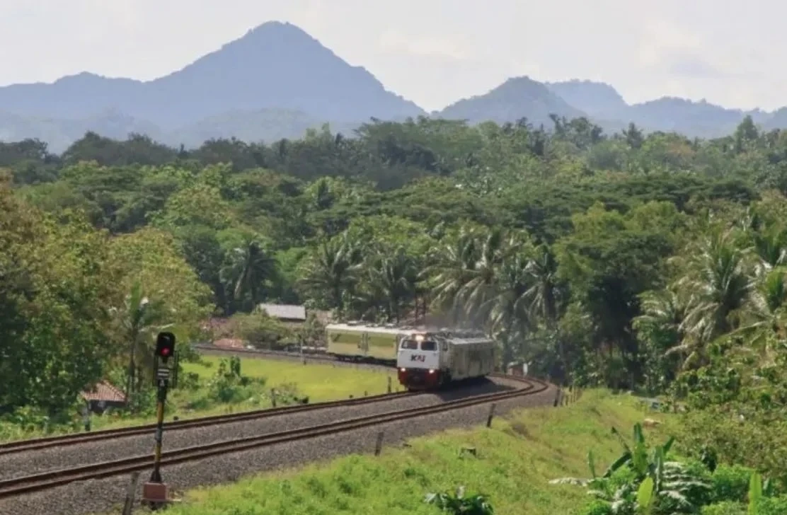 Dampak Gempa Pacitan, KRL Palur-Yogya Sempat Terhenti di Maguwoharjo