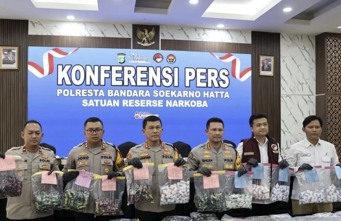 Polisi Bongkar Jaringan Peredaran Vape Berisi Obat Keras Senilai Rp42,5 Miliar