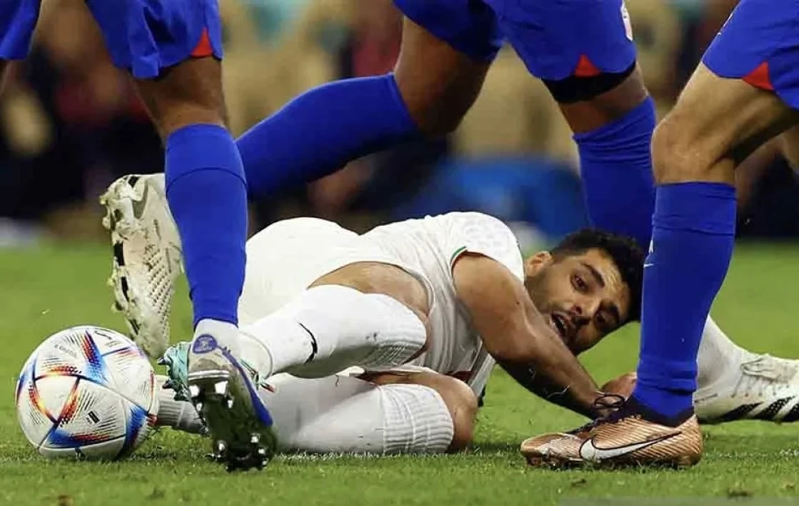 Penyerang Timnas Iran Mehdi Taremi Tinggalkan Sepak Bola, Pilih Masuk Tentara
