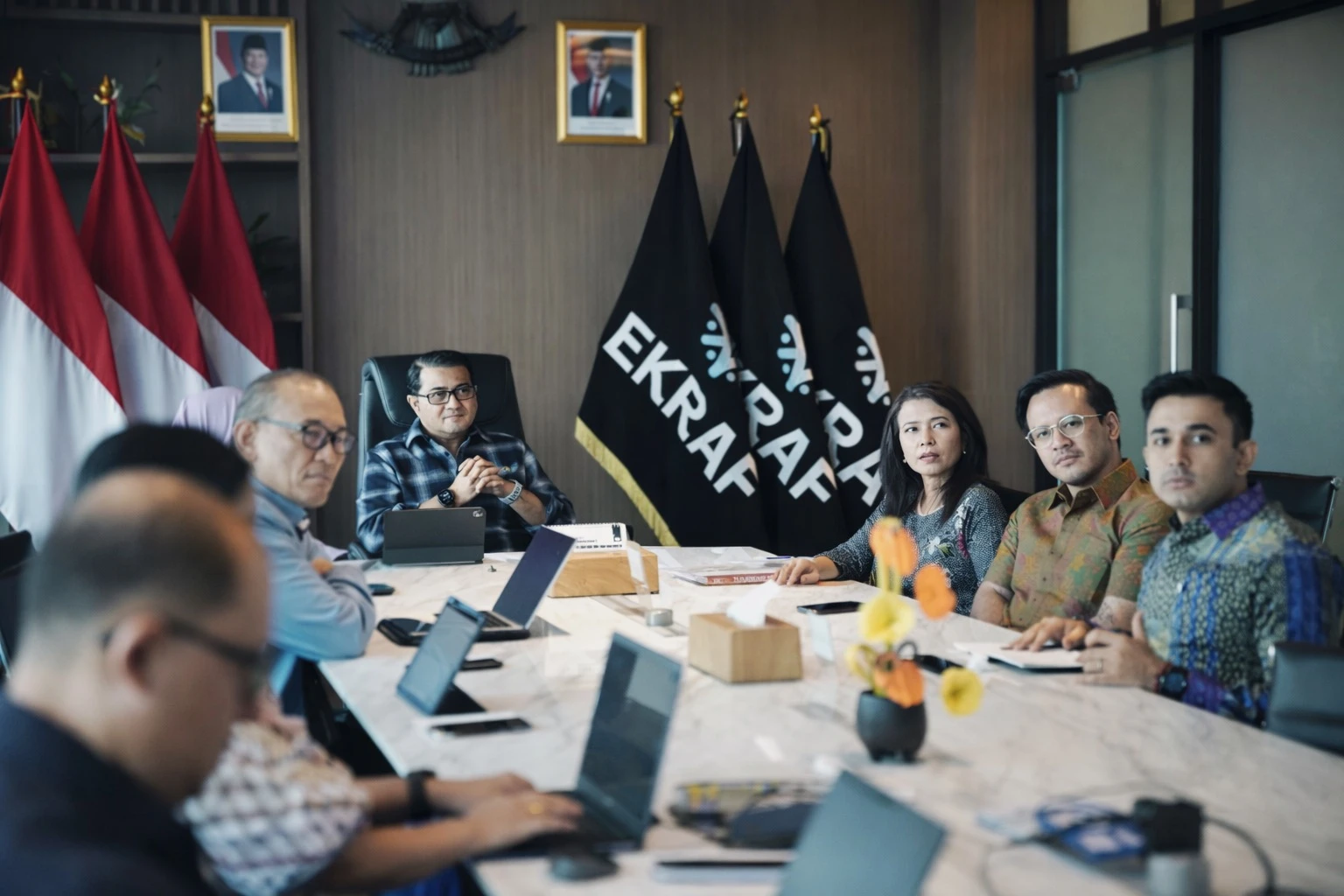 Menteri Ekonomi Kreatif Teuku Riefky Harsya