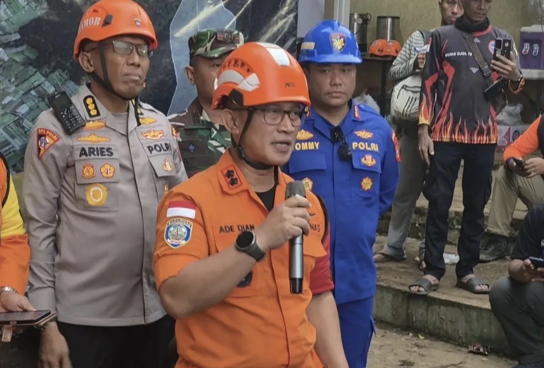 Kepala Kantor SAR Bandung Ade Dian
