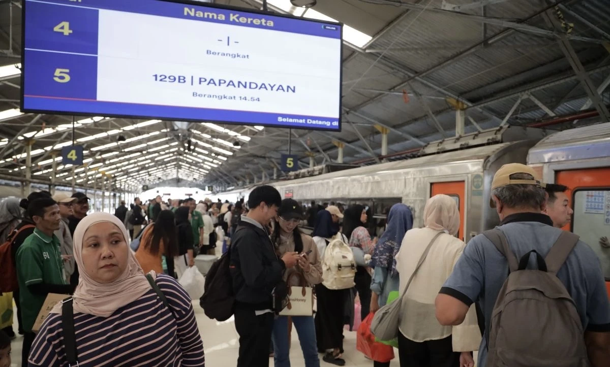 Diskon 30% Dorong Penjualan Tiket Kereta Daop 2 Bandung Naik 7,4% Saat Libur Sekolah