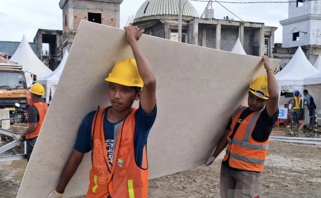 Tujuh BUMN Karya Dikerahkan Bangun 600 Unit Huntara di Aceh Tamiang