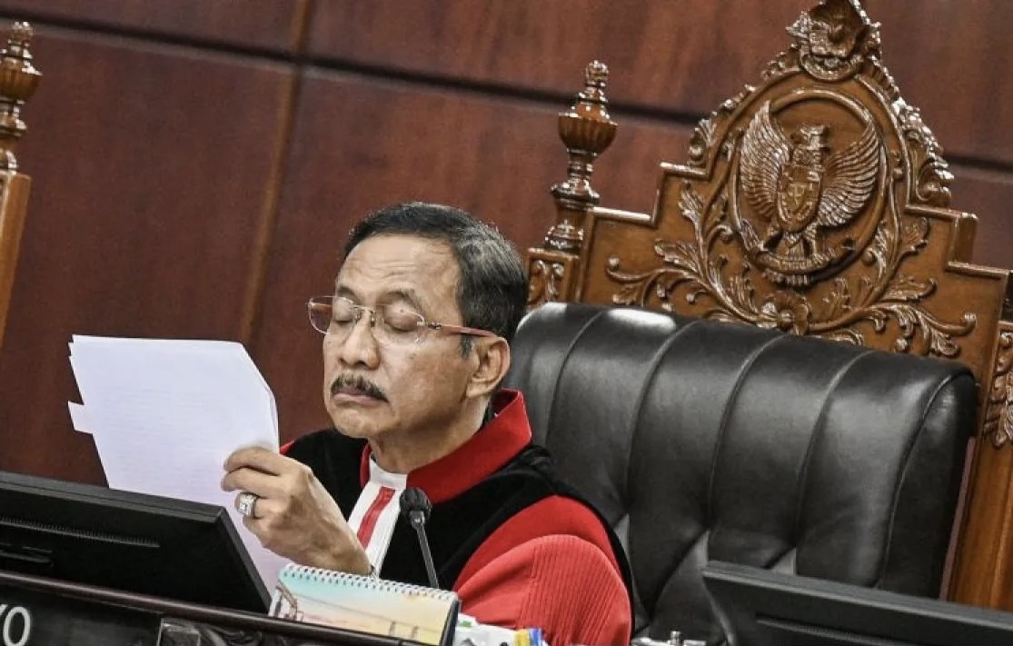 MK Tolak Uji Materi Soal Penghapusan Kolom Agama Di KTP-KK